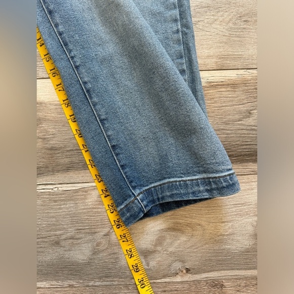 Lane Bryant Women’s Mid-Rise Essential Stretch Overalls Denim‎ Carpenter Bibs 16 - Picture 3 of 11